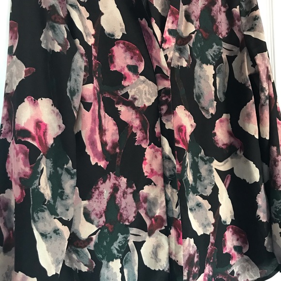 Floral blouse - Picture 4 of 4